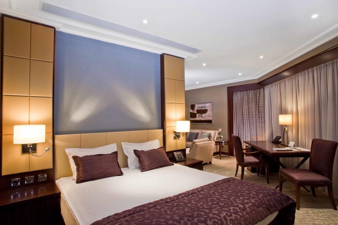 Kharkiv Palace Hotel Εξωτερικό φωτογραφία