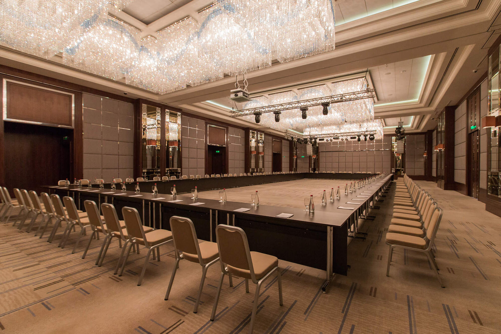 Kharkiv Palace Hotel Εξωτερικό φωτογραφία